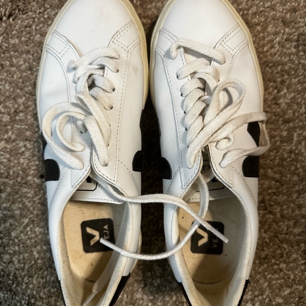 Veja sneakers